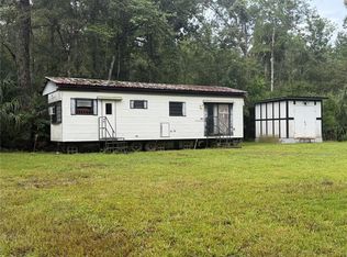17850 SE 32nd Ter, Inglis, FL 34449