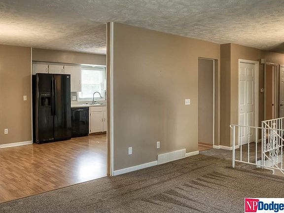 5th image of 7213 S 76th St
