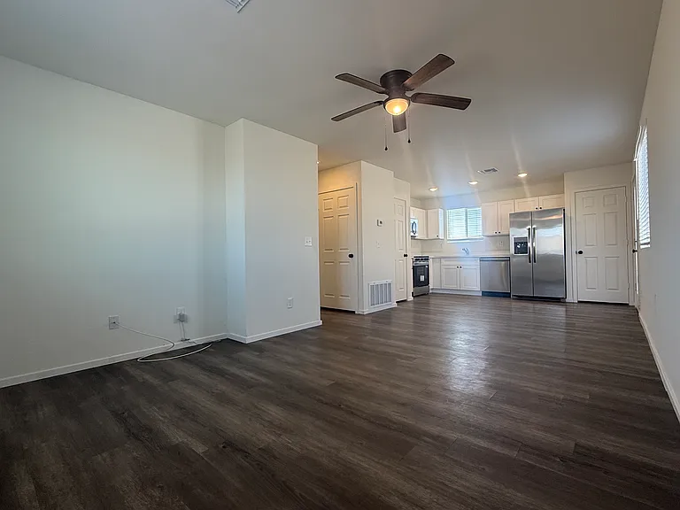 4037 S 12th St #205 — Photo 12