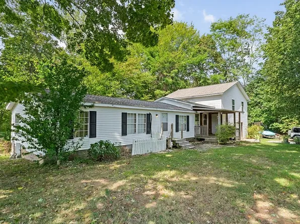 1535 Carrington Rd, Bloomington Springs, TN 38545