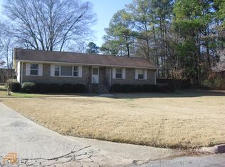 104 N Nixon St, Carrollton, GA 30117