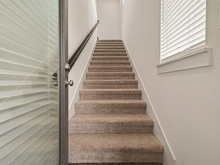 18406 Generous Ln — Photo 28