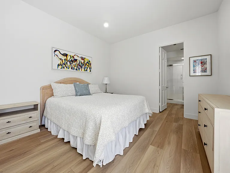 51005 Mandarina — Photo 33