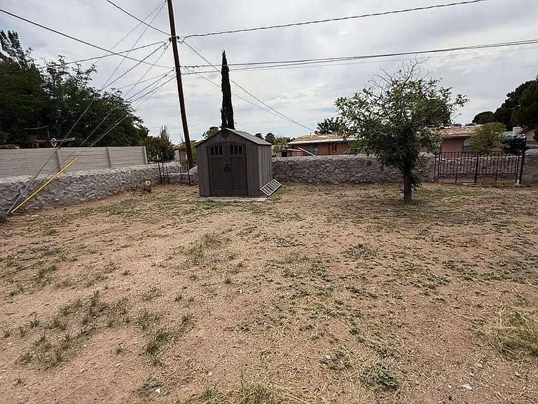 2719 Topley Ave — Photo 29