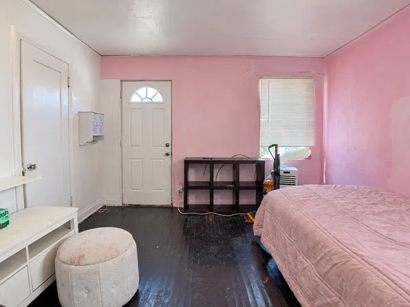 137 N Stanley Dr, Beverly Hills, CA