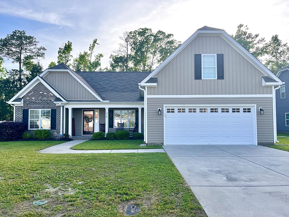 1st image of 319 Crimson Dr