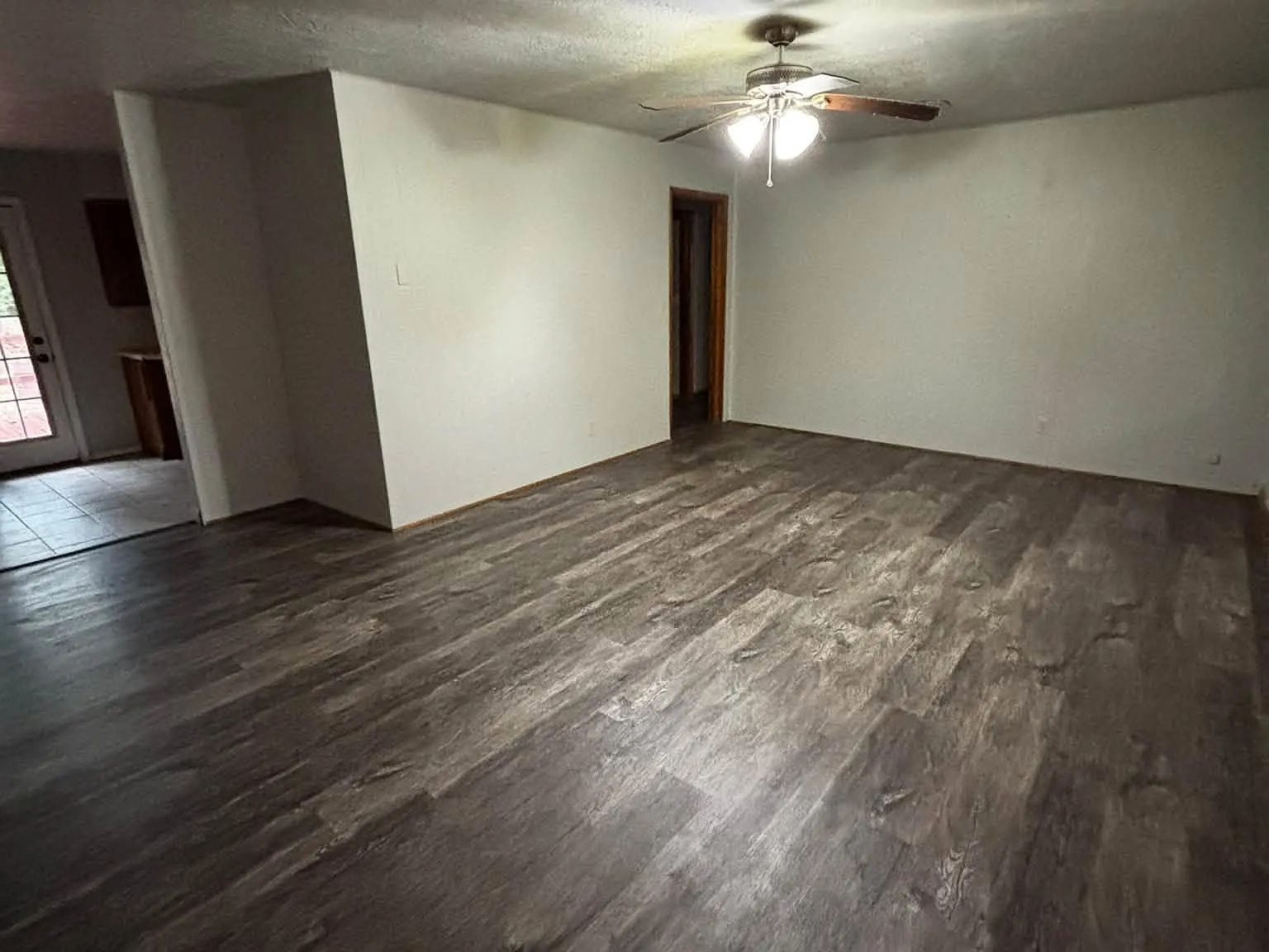 2 bed, 1418 sqft, $1,000 — Photo 3