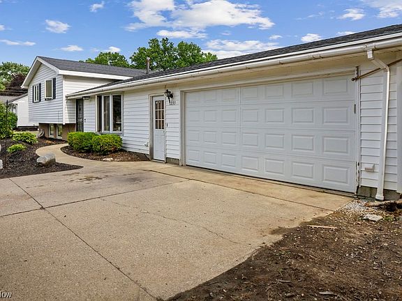 2nd image of 1233 Kay Dr
