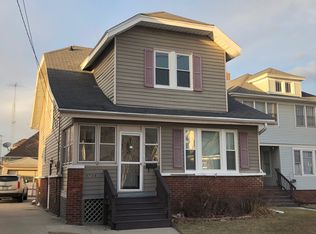 3110 Roosevelt Rd, Kenosha, WI 53142