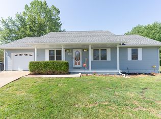 1819 Ronda Ct, Moberly, MO 65270