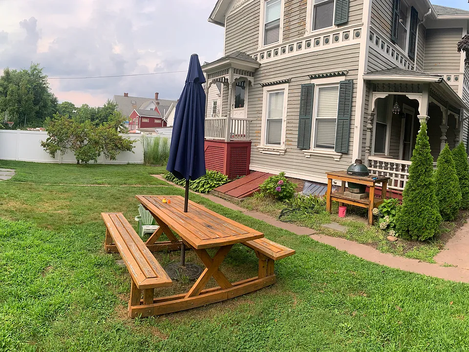 465 High St #2