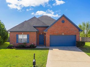 115 Grant Cir, Calera, AL 35040