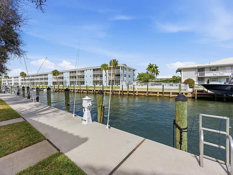 1155 Lake Shore Dr #202 — Photo 43