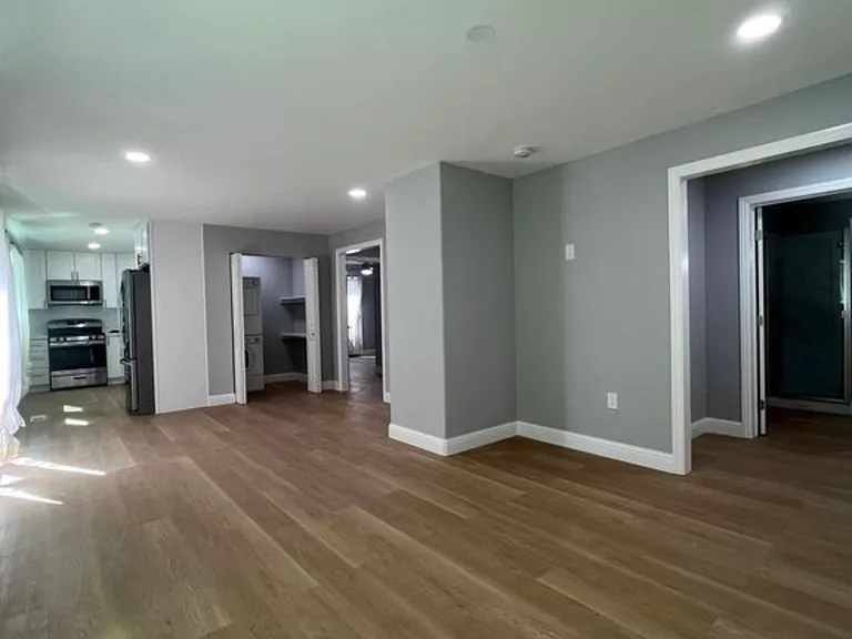 520 28th St #B — Photo 14