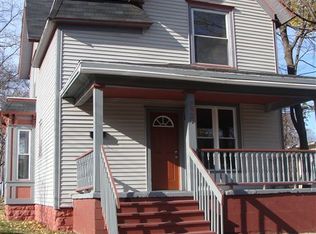 807 Princeton Ave, Lansing, MI 48915