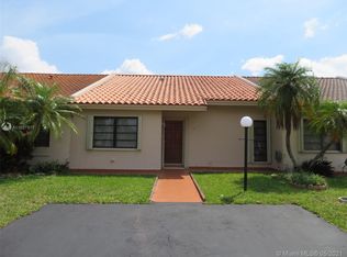 6203 SW 147 Place Cir, Miami, FL 33193