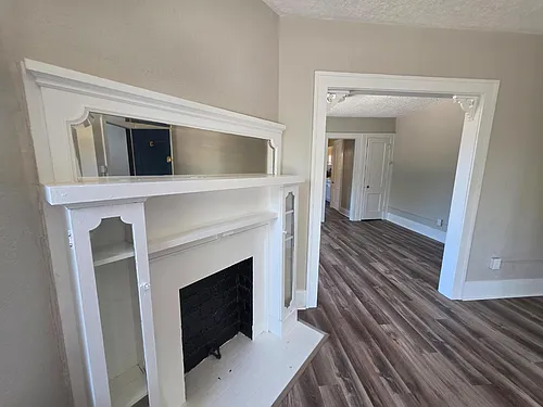 146 King Dr Photo 1