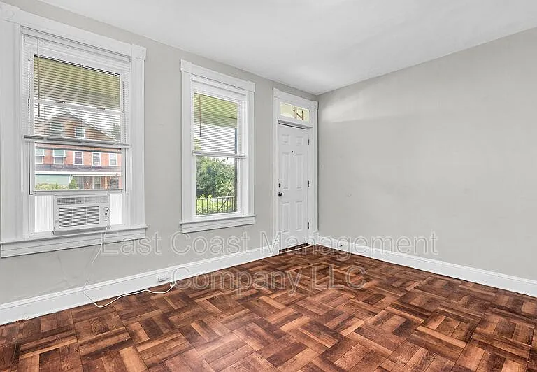 4008 Primrose Ave #1A — Photo 6