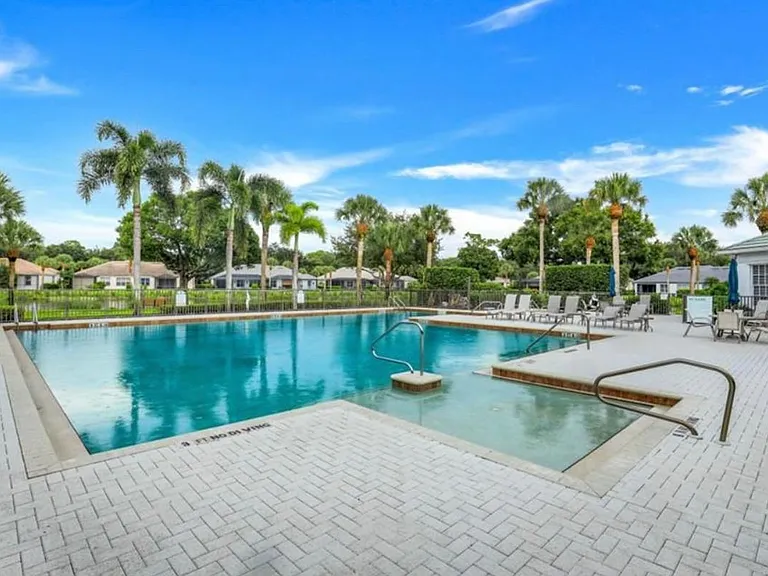 7127 Blue Juniper Ct #201 — Photo 28