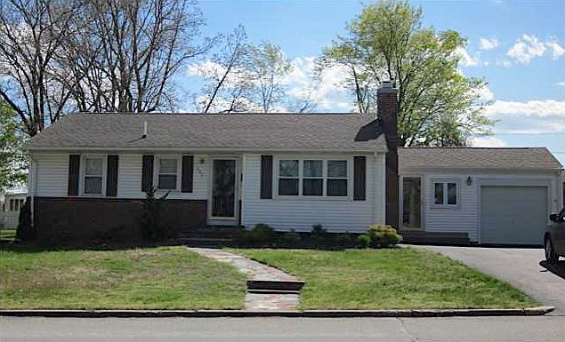 1st image of 347 Garden City Dr
