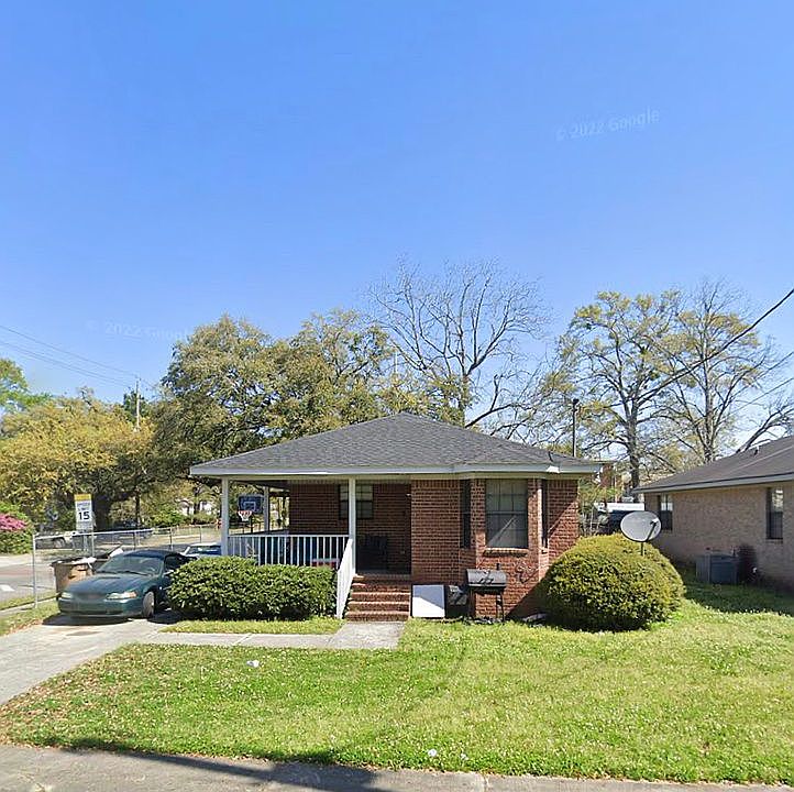 2nd image of 1062 Basil St