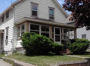 2220 8th St SW, Akron, OH 44314