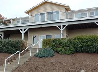 325 Laguna Vista Ter #B, Camano Island, WA 98282