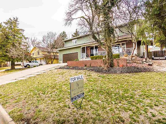 2nd image of 1827 Denholm Dr