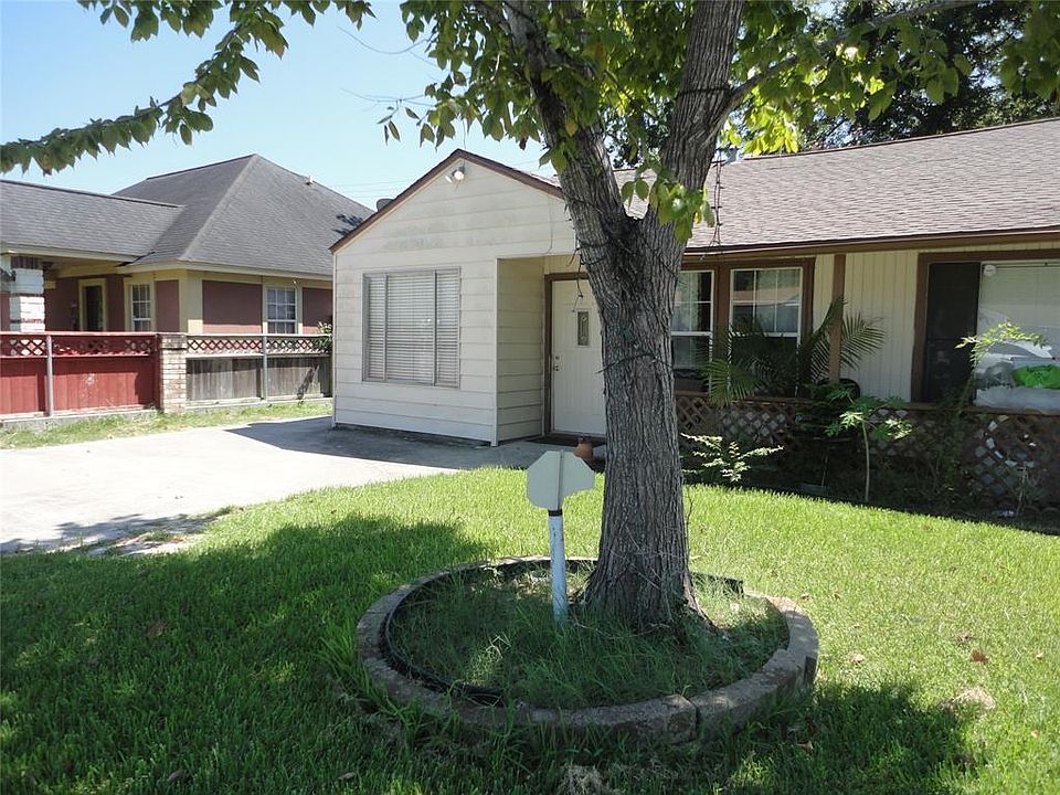 1st image of 2512 McNay Dr