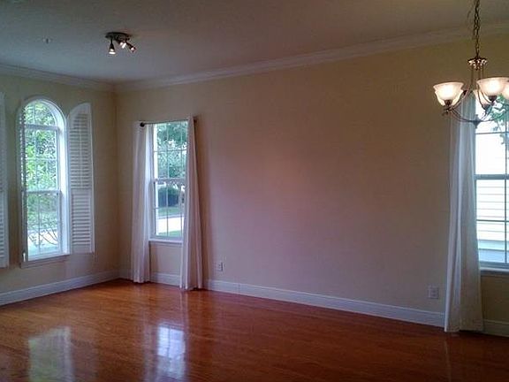 2nd image of 5158 Fenwood Ln #8A