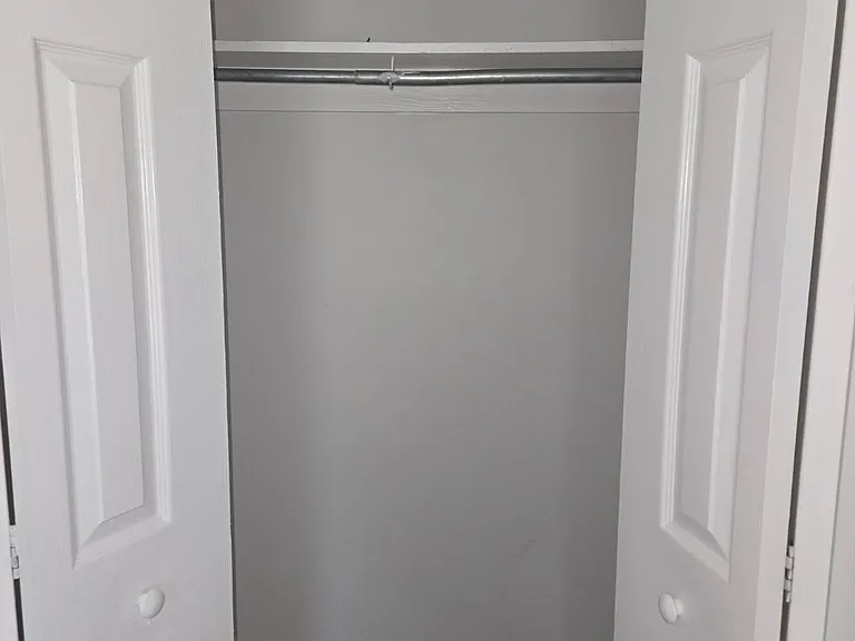 436 N Royal Tower Dr — Photo 24