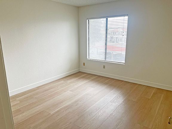 5th image of 8464 New Salem St Unit 86