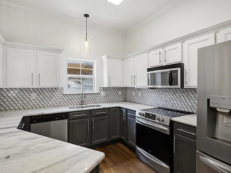 89 W Carolina Ave — Photo 12