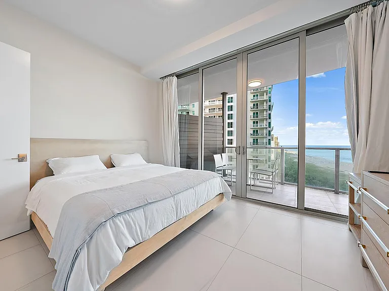 3100 N Ocean Dr #1002 — Photo 12