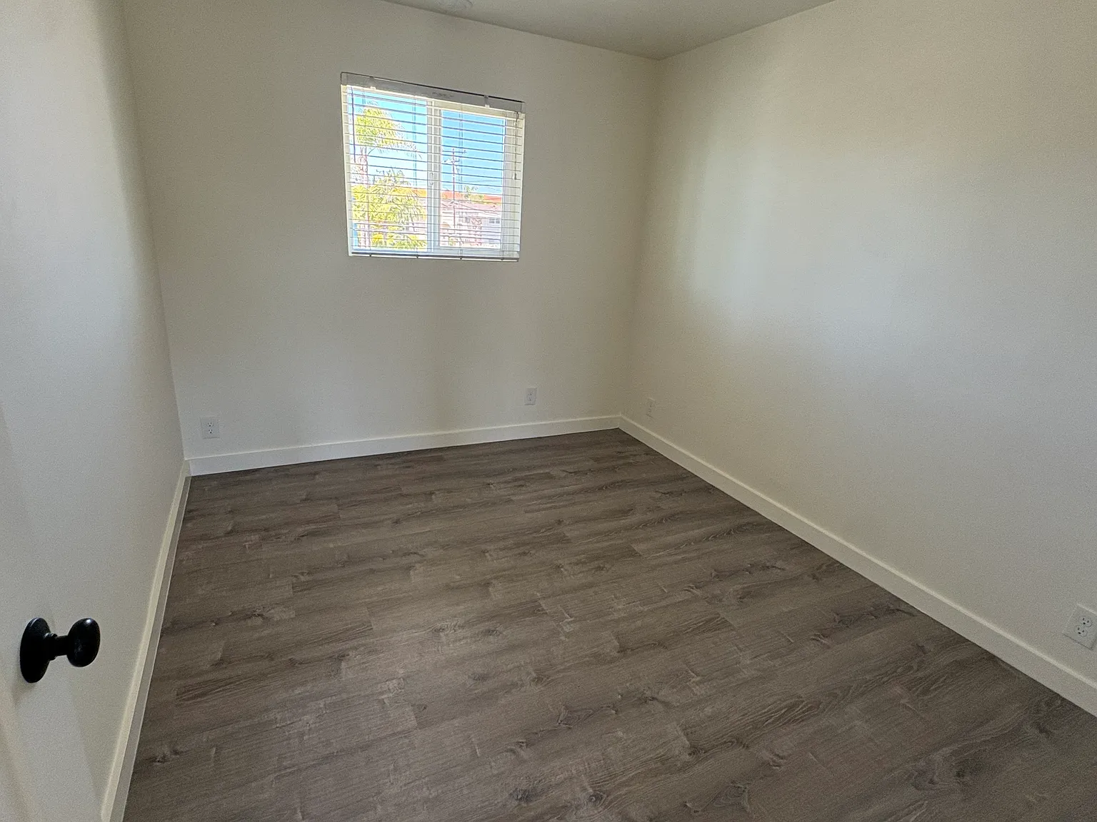 2 bed, $3,950 — Photo 3