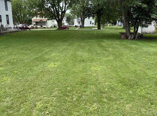 305 Ontario St, Storm Lake, IA 50588