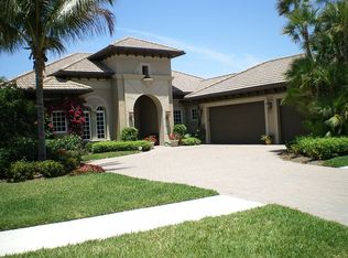 8891 Shenendoah Cir, Naples, FL 34113