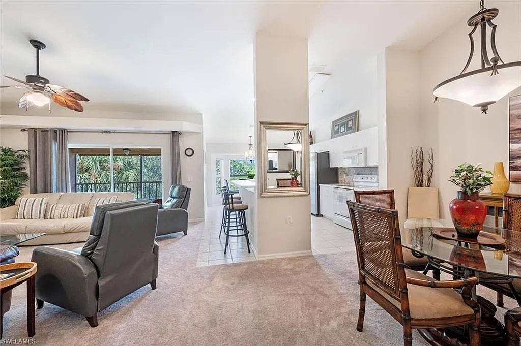 2 bed, 2.0 bath, 1232 sqft, $5,000 — Photo 2