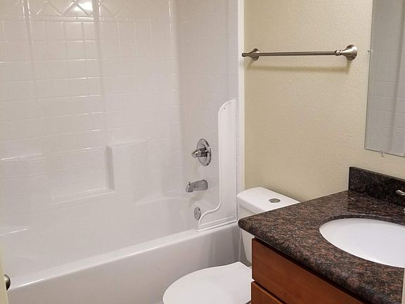 3rd image of 2305 S 74th St APT 15