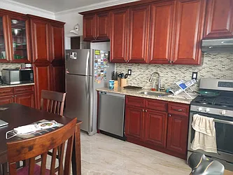 Rented by Amorelli Realty