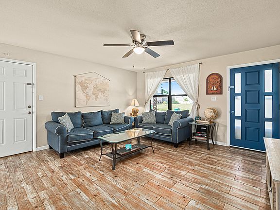 3rd image of 1171 Heather Glen Cir