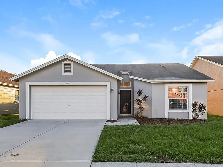 227 Belfort Pl — Photo 1