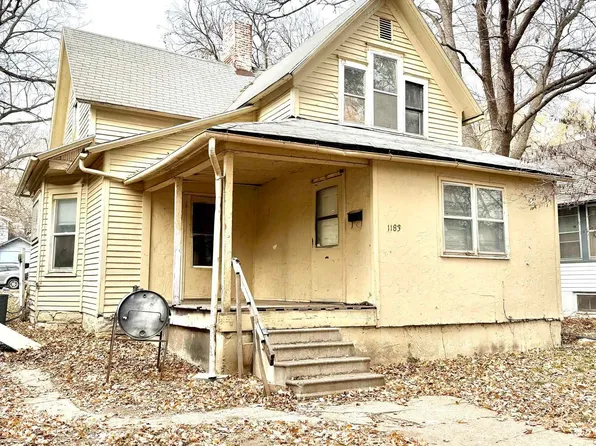1183 SW Plass Ave, Topeka, KS 66604