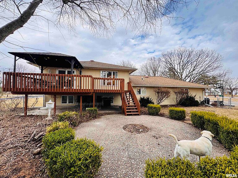 Listing photo 4