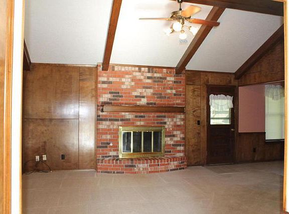 4th image of 1308 Morton Ave