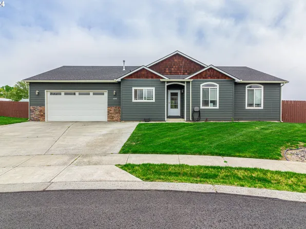 1045 SW Larkin Ct, Hermiston, OR 97838