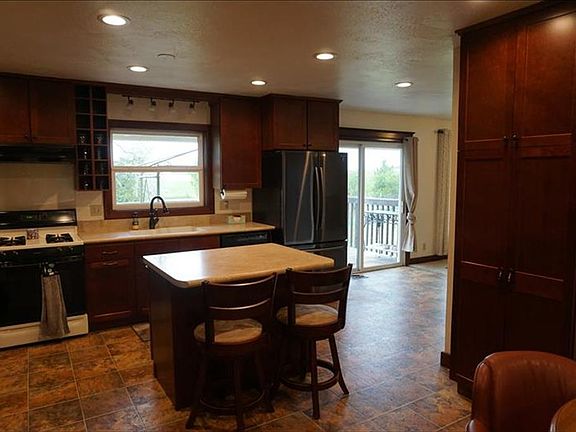 5th image of 5655 W Aurora Dr