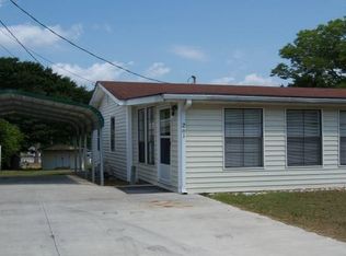 261 Fulcher Landing Rd, Sneads Ferry, NC 28460