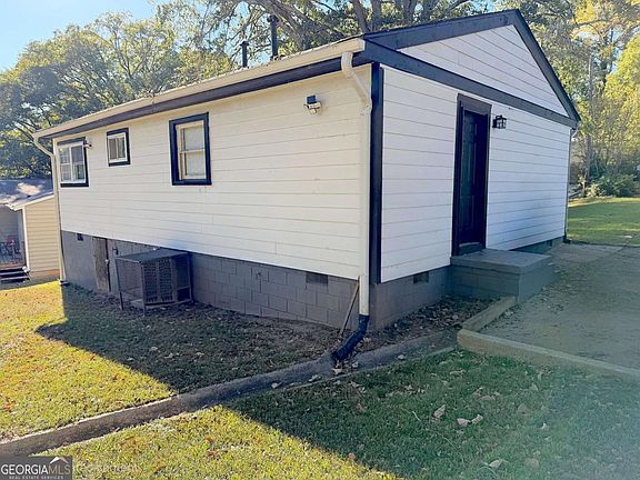 5th image of 2621 Abner Pl NW