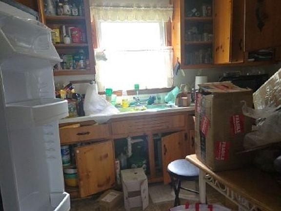 5th image of 412 Mac Arthur Ave